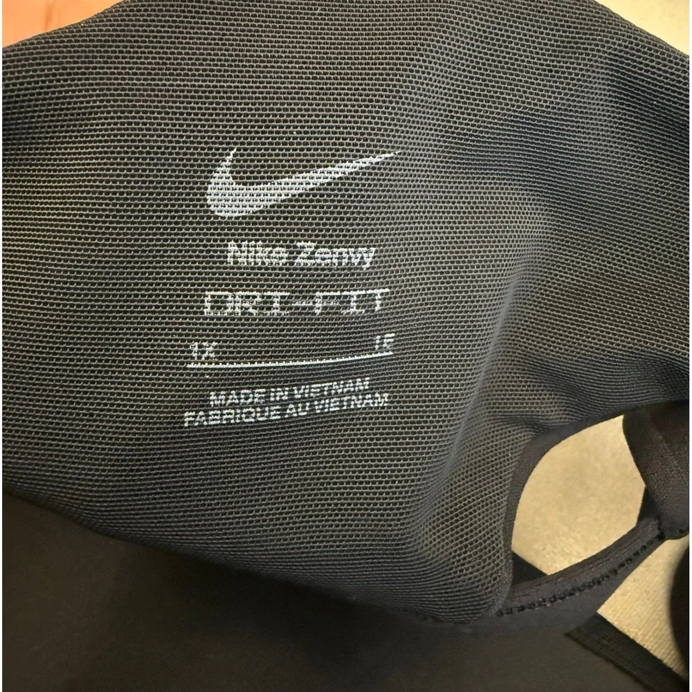 Nike Zenvy Dri-FIT Light Support V-Neck Sports Bra Black Womens 1X‎